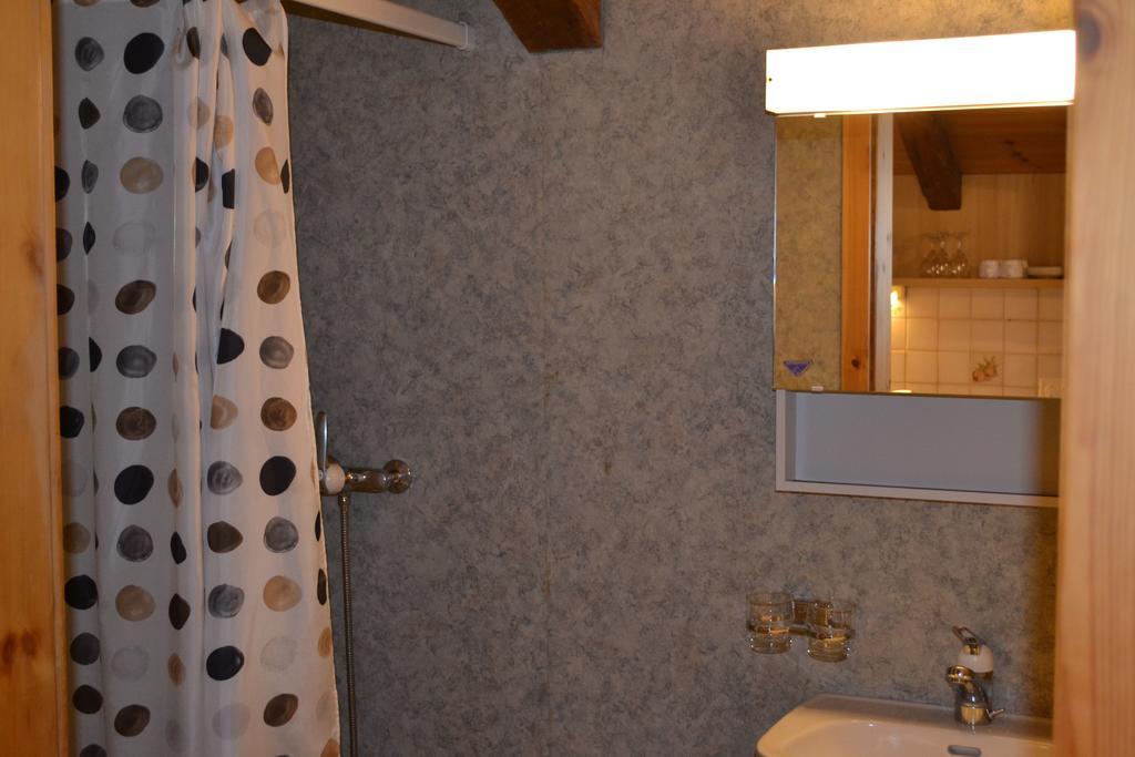 B&B Chasa Arfusch Ardez Pokój zdjęcie