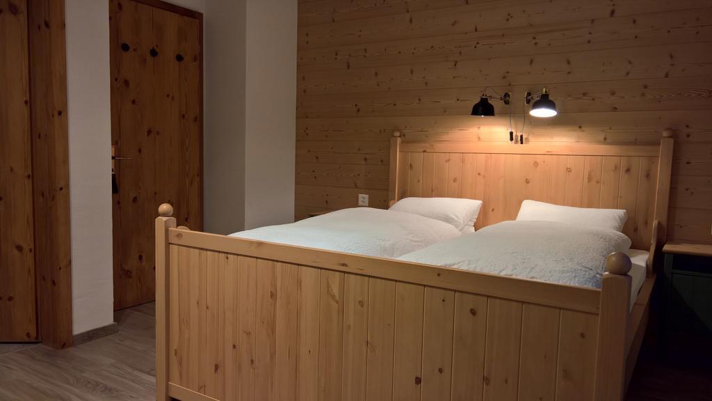 B&B Chasa Arfusch Ardez Zewnętrze zdjęcie
